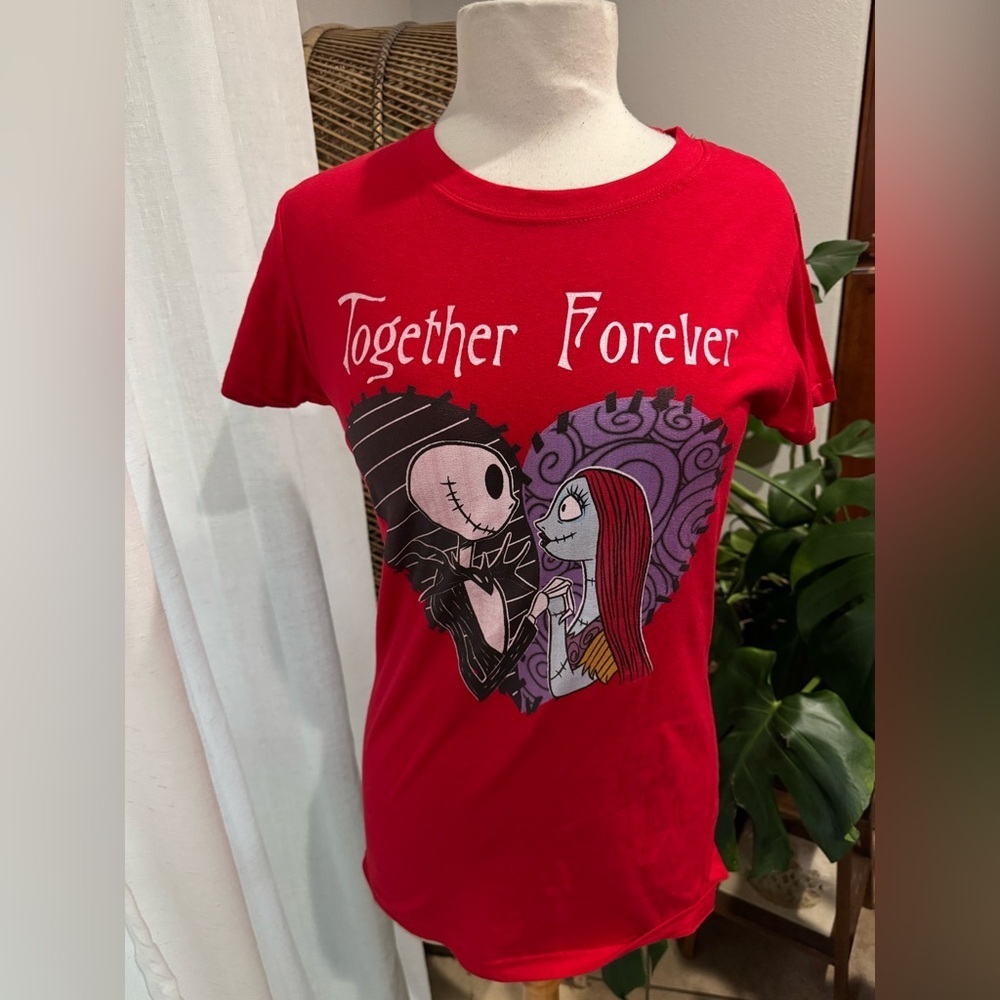 Nightmare before Christmas love‎ heart Valentine’s Day Jack Graphic T-Shirt